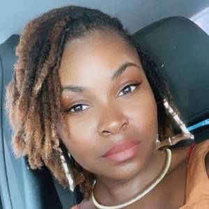 Meet your Posher, Indya